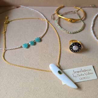 PETITE ESSENCE